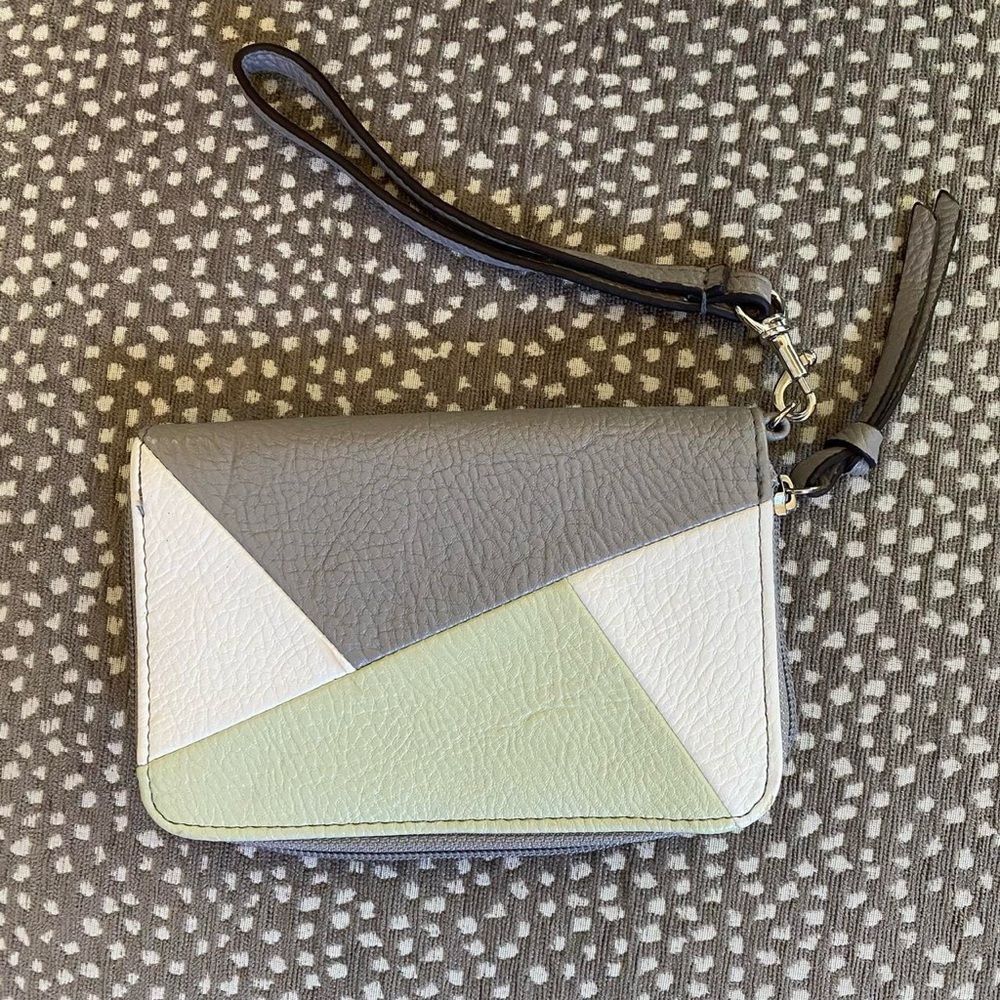Jessica Simpson Gray, White, and Mint Wristlet